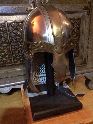 Normannenhelm ähnlich - normannenhelm,